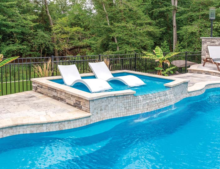 Equipment-Accessory_Tanning_Ledge_Splash_Pad_TheOpal_Curved-Gallery_1