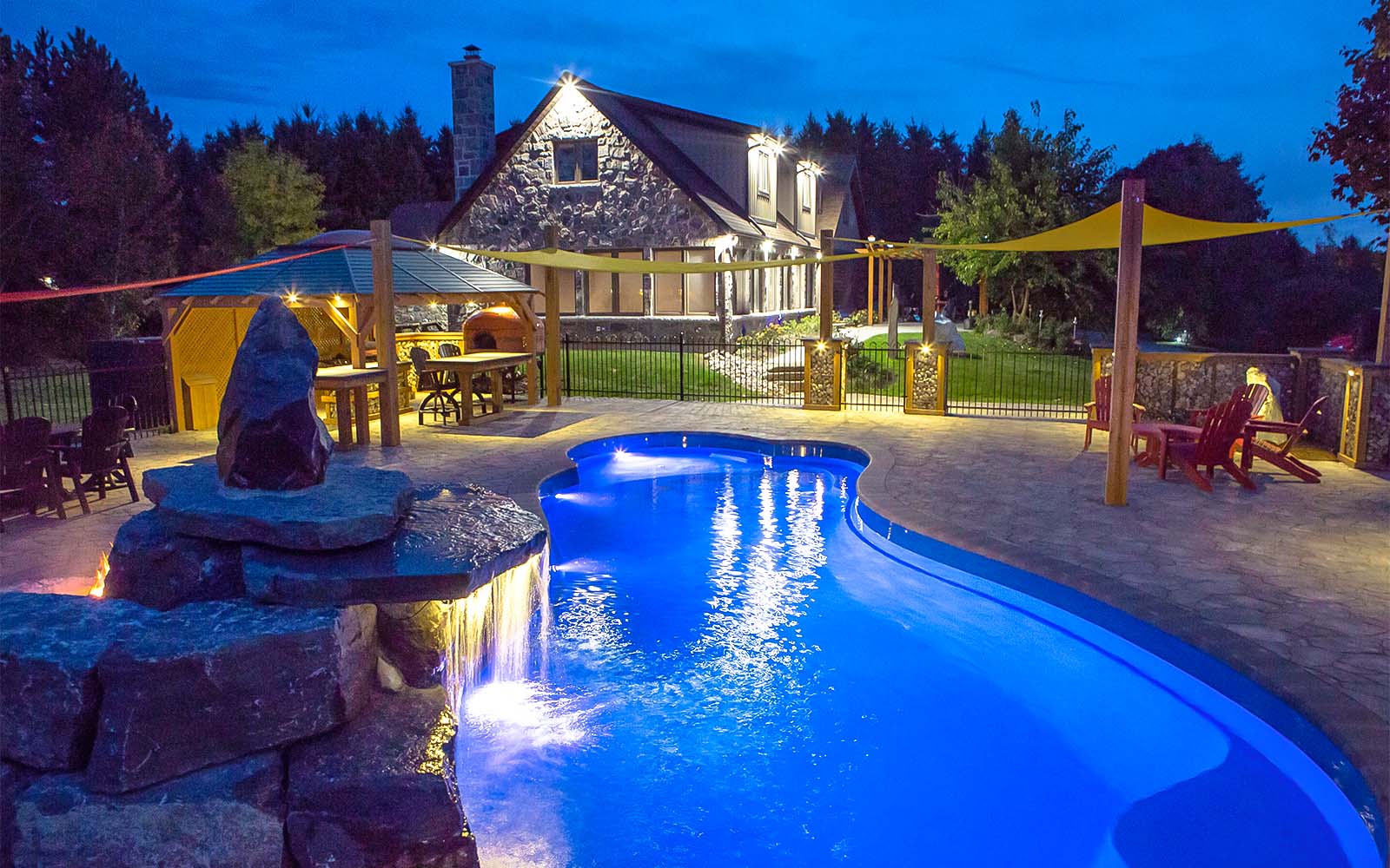 Fiberglass-Pool-Colors-Hero-2022