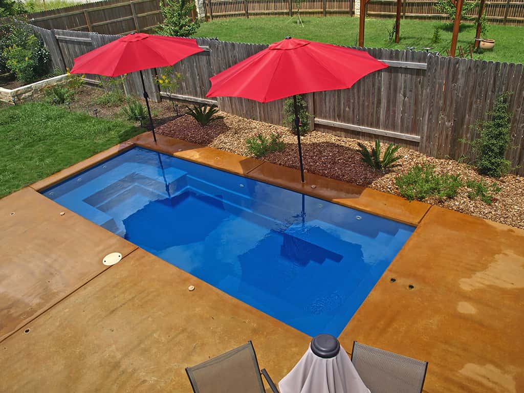 PalladiumFiberclassy30 Cocktail pool - Leisure Pools Palladium Plunge