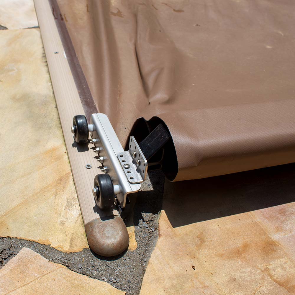 Automatic Swimming Pool Safety Cover mechanism Automatic Swimming Pool Safety Covers can offer piece of mind.