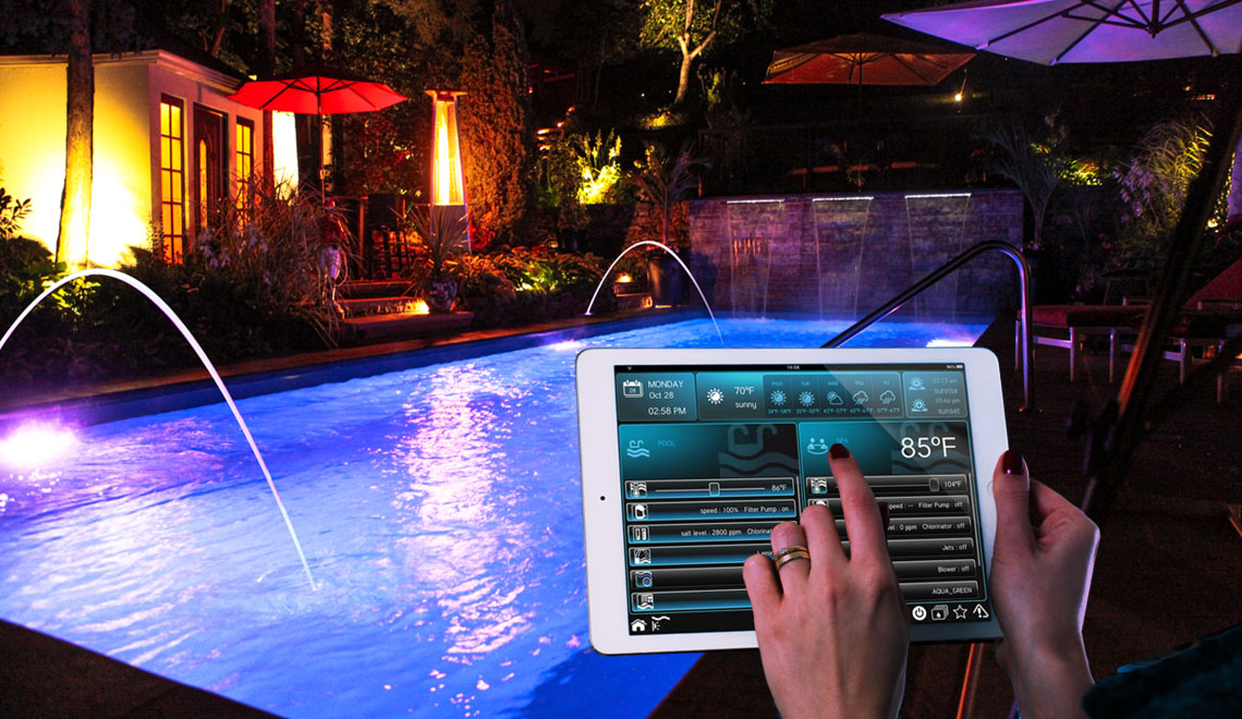 TechnologyAtThePool_Hero
