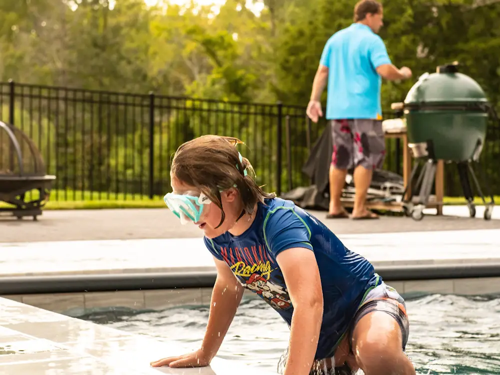 011124-YearRoundFun-2 Learn how to get year-round entertainment from your fiberglass swimming pool