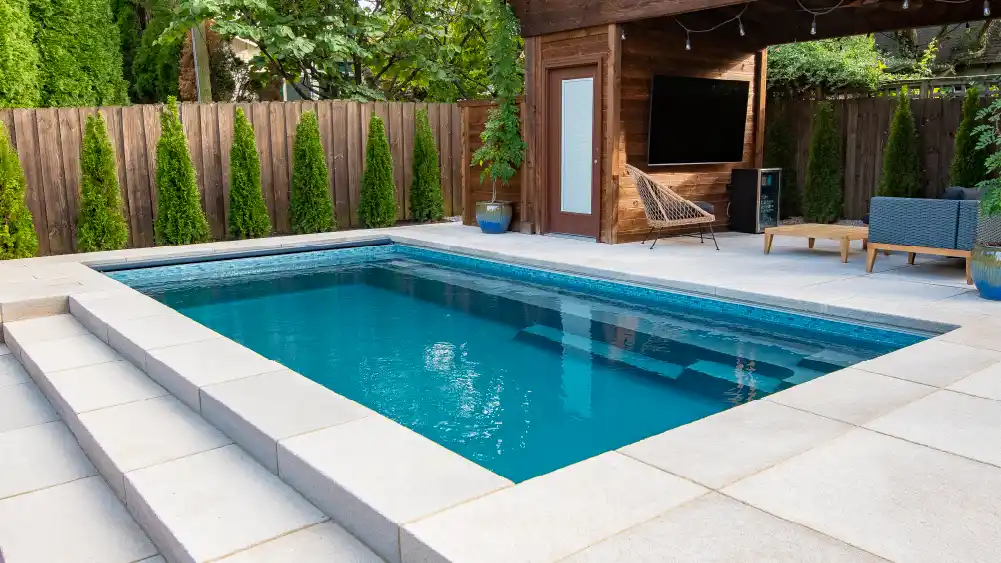 022025-Style&SizeGuide-2IdealPoolStyle Choosing Your Ideal Pool Style