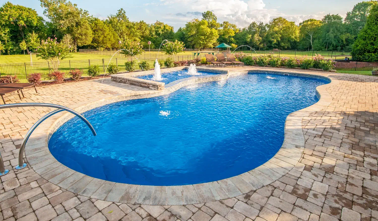 033123-MythsAboutOwnership-Hero Top Myths About Swimming Pool Ownership