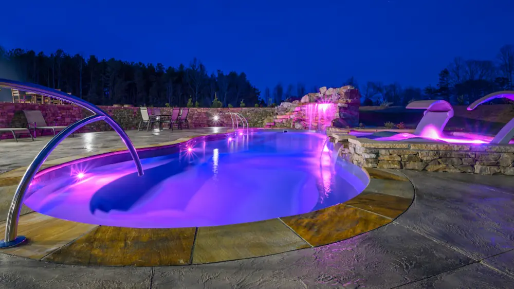 042624-ElevatePoolWaterFeatures-4Lighting LED Lighting effects for your backyard pool