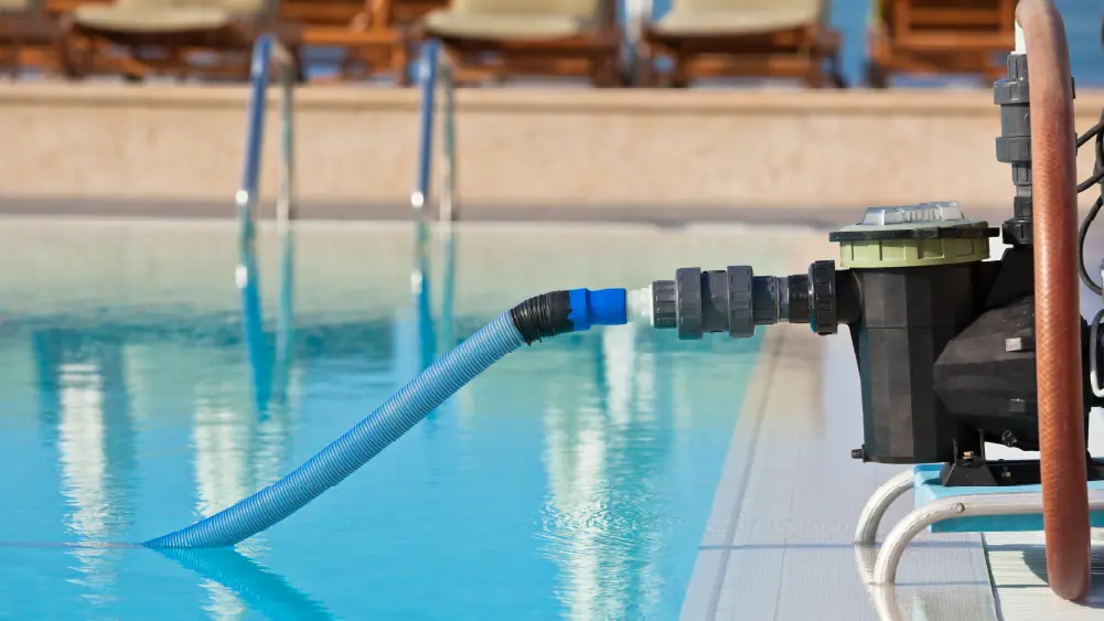 092724-PoolMaintenance-4Troubleshooting Troubleshooting Common Pool Issues
