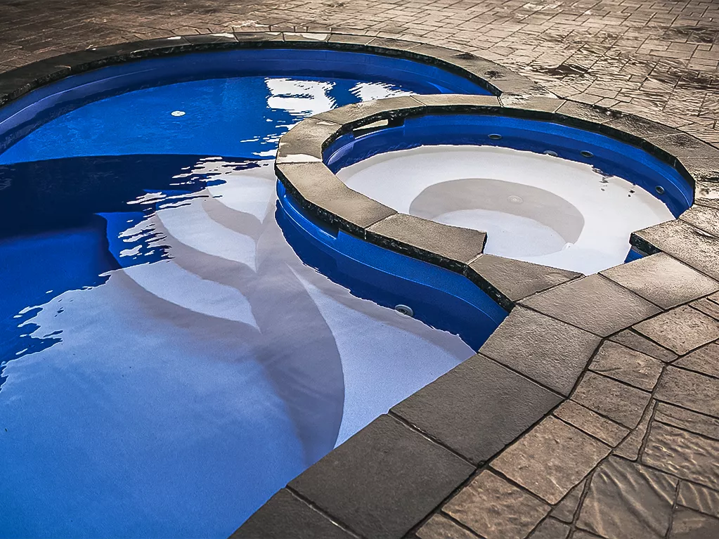 PoolOrSpa_Both-AllureWSpa Leisure Pools Allure fiberglass pool with built-in spa