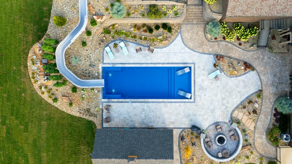 POTY2024-3TheCenterpiece The pool of the year 2024 centerpiece : the Pinnacle 40