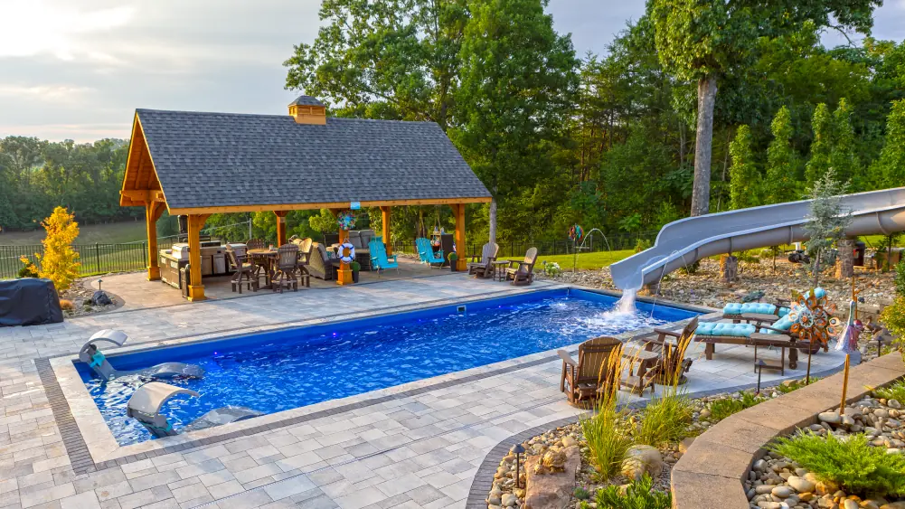 POTY2024-4SpaceForMakingMemories An award-winning fiberglass pool installation for making memories