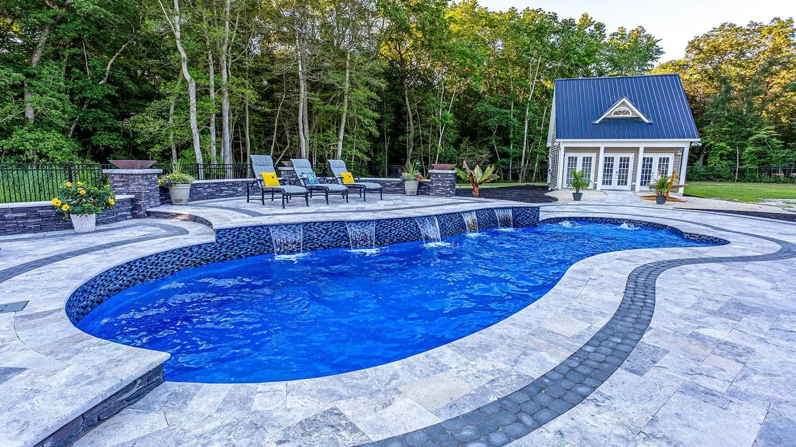 SapphireBlue_Hero Sapphire Blue swimming pool color