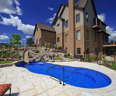 SapphireBlue_Lifestyle_2022
