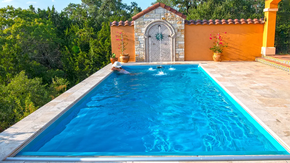 Texas_Haven_1 A Leisure Pools Reflection fiberglass swimming pool, installed in Texas.
